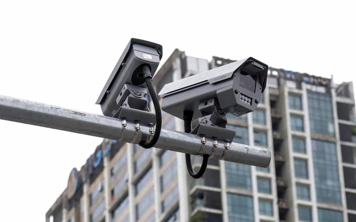 Your Ultimate Guide to Buy an Outdoor Home Camera Under 100