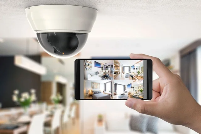 Your Expert Guide to Buy a Home Camera Accessories Set